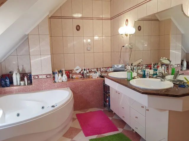 Eladó ház Maglód 193 nm