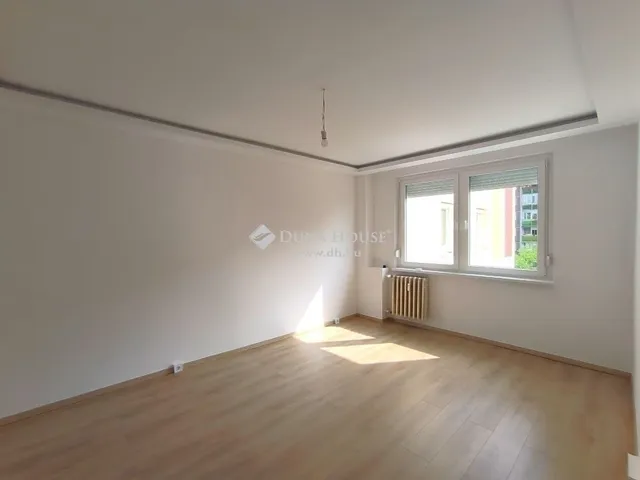 Eladó lakás Budapest IV. kerület 71 nm