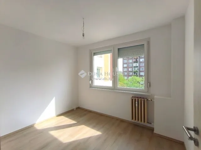 Eladó lakás Budapest IV. kerület 71 nm