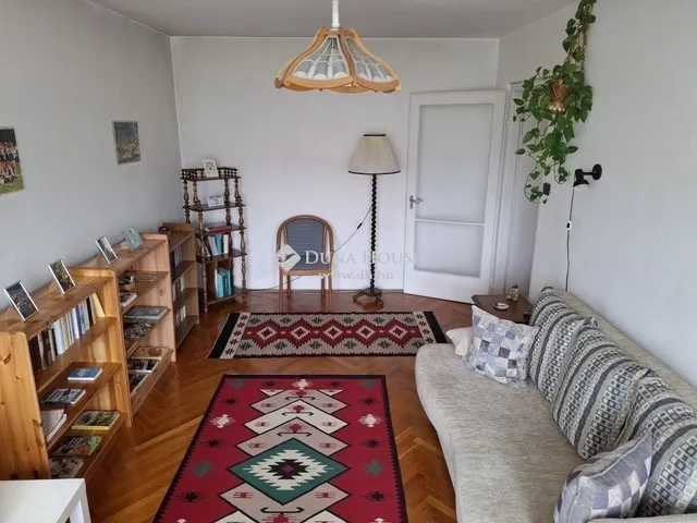 Eladó lakás Budapest III. kerület 69 nm