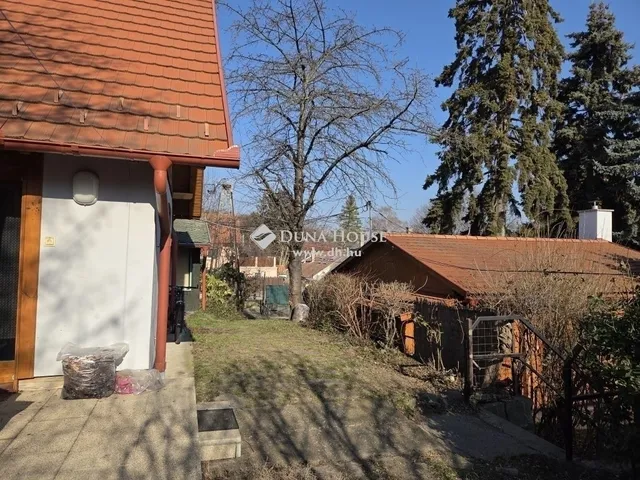 Eladó ház Leányfalu 210 nm