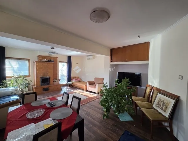 Eladó ház Leányfalu 210 nm