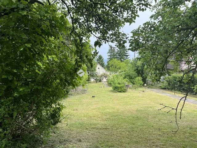 Eladó telek Budapest III. kerület 1134 nm