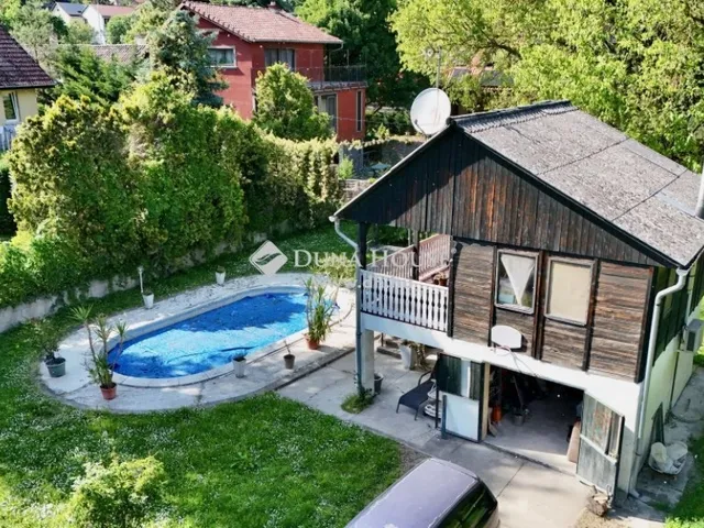 Eladó telek Szentendre 1063 nm