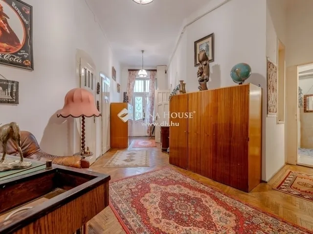 Eladó lakás Budapest II. kerület 148 nm