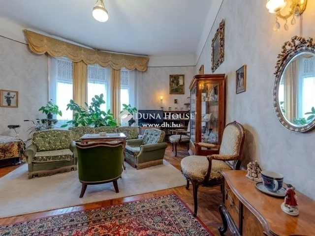 Eladó lakás Budapest II. kerület 148 nm