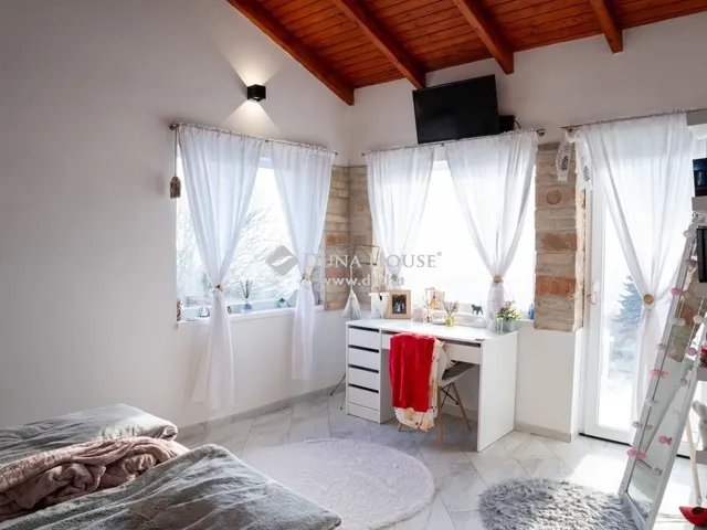 Eladó ház Szentendre 259 nm