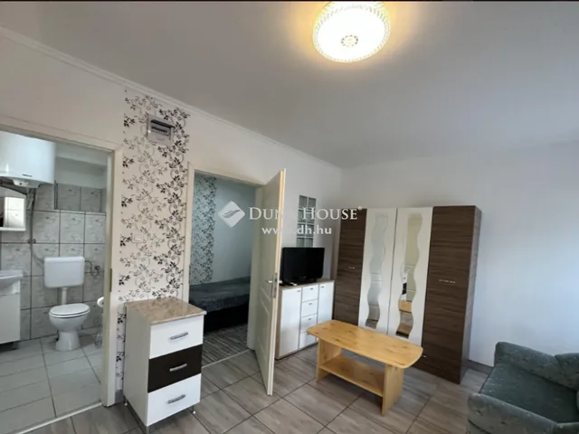 Eladó ház Gyömrő 278 nm