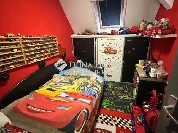 Eladó ház Gyömrő 278 nm