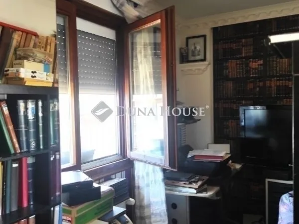 Eladó ház Mogyoród 180 nm