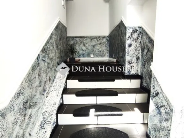 Eladó ház Mogyoród 180 nm