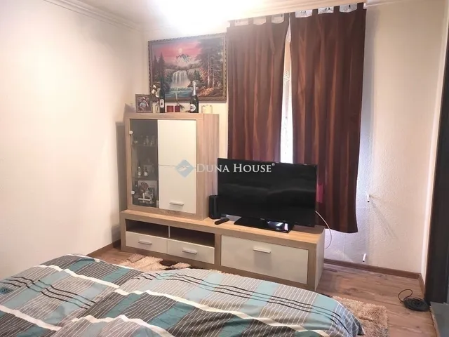 Eladó ház Mogyoród 180 nm