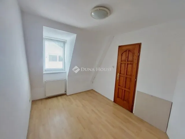 Eladó ház Szentendre 240 nm