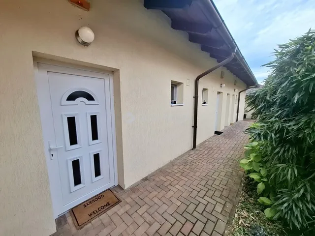 Eladó ház Fót 208 nm