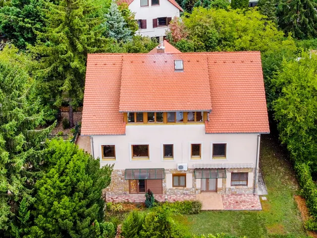 Eladó ház Szentendre 211 nm