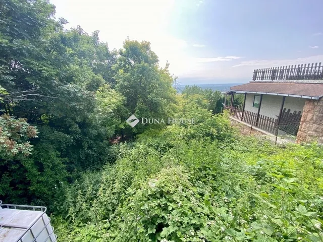 Eladó telek Budaörs 782 nm