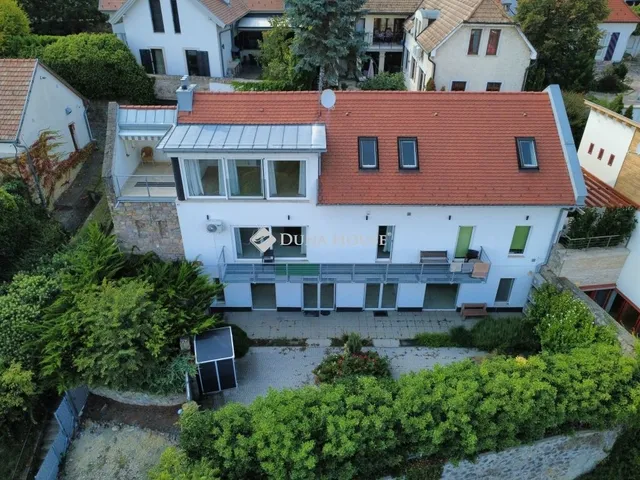 Eladó ház Szentendre 268 nm