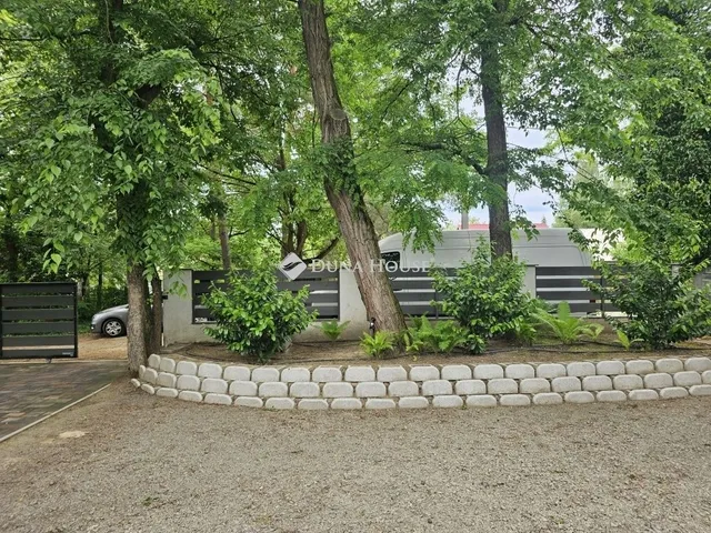 Eladó ház Pócsmegyer 84 nm