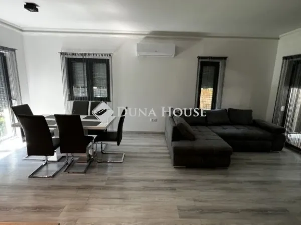 Eladó ház Pócsmegyer 84 nm