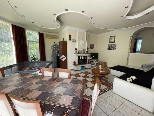 Eladó ház Budapest XV. kerület 400 nm