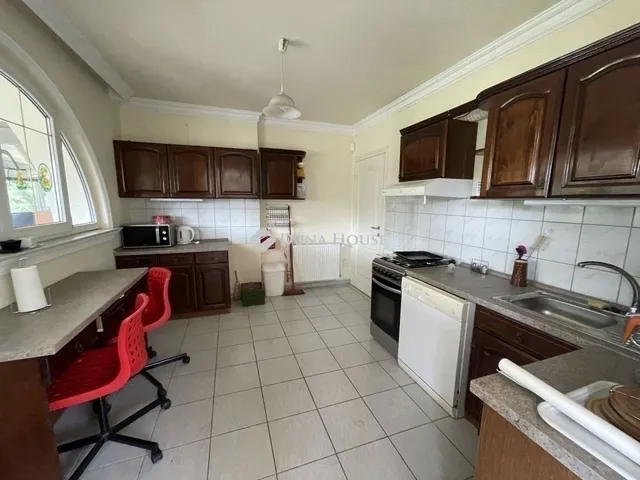 Eladó ház Budapest XV. kerület 400 nm