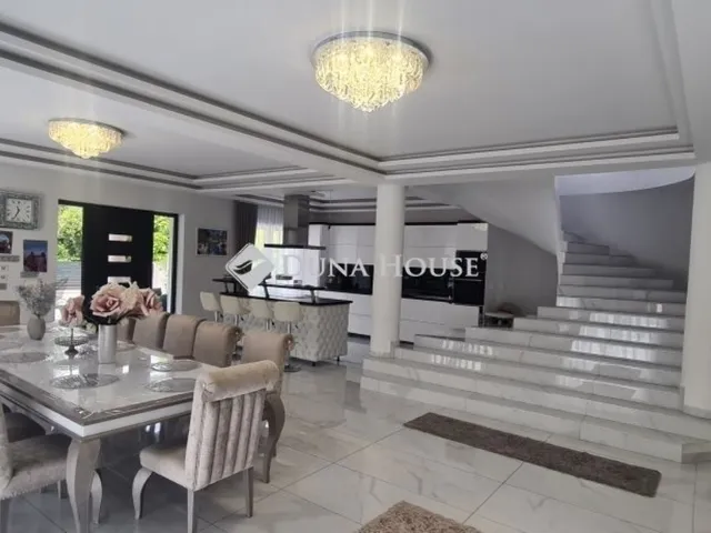 Eladó ház Budapest III. kerület 359 nm