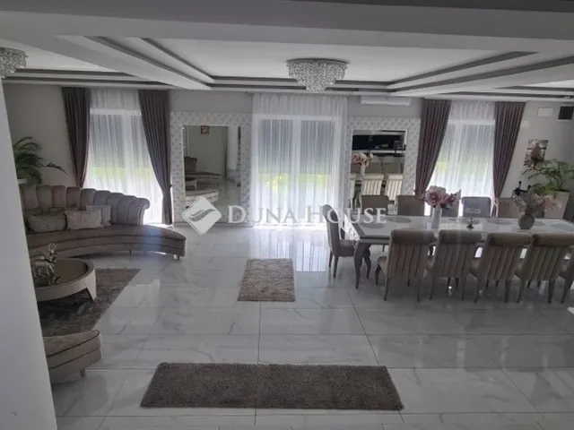 Eladó ház Budapest III. kerület 359 nm