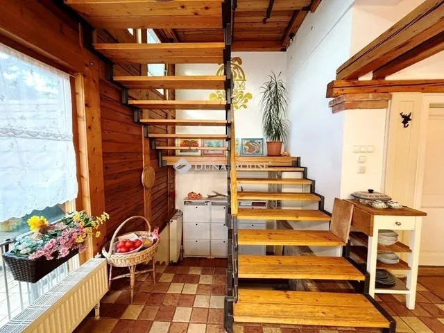 Eladó ház Budapest III. kerület 180 nm