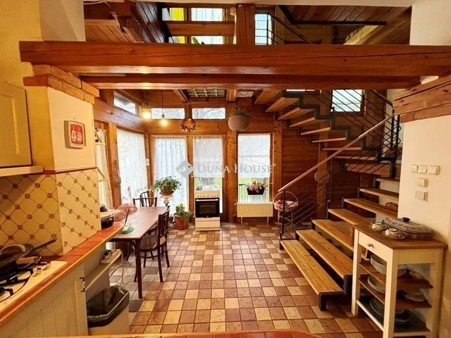 Eladó ház Budapest III. kerület 180 nm