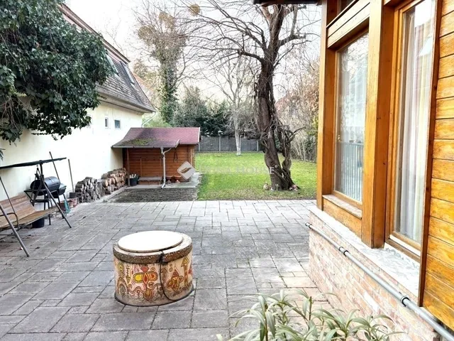 Eladó ház Budapest III. kerület 180 nm