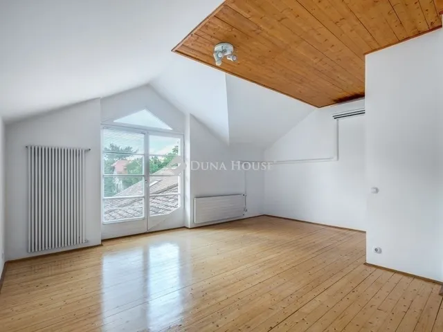 Eladó ház Budapest III. kerület 480 nm