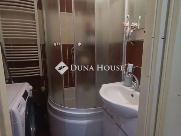 Eladó lakás Budapest XV. kerület 71 nm