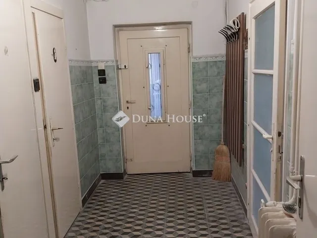 Eladó ház Budapest XVI. kerület 110 nm