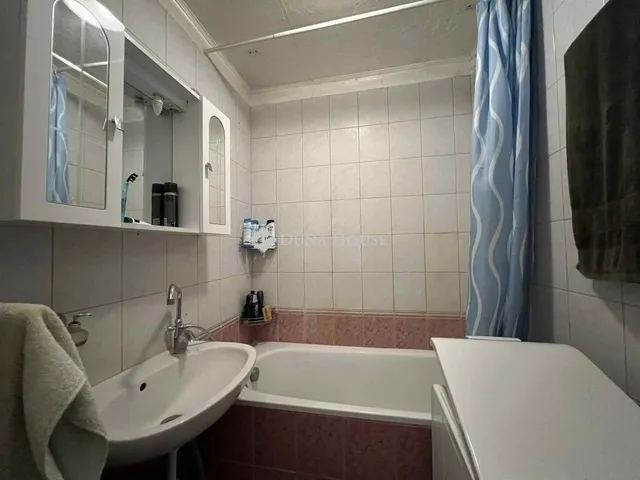 Eladó lakás Budapest XV. kerület 66 nm