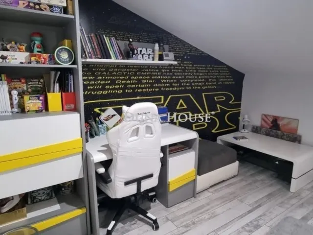 Eladó ház Budapest XV. kerület 193 nm