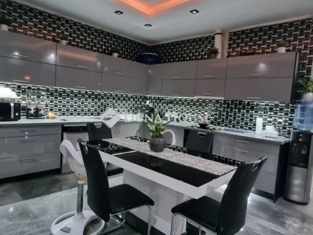 Eladó ház Budapest XV. kerület 193 nm