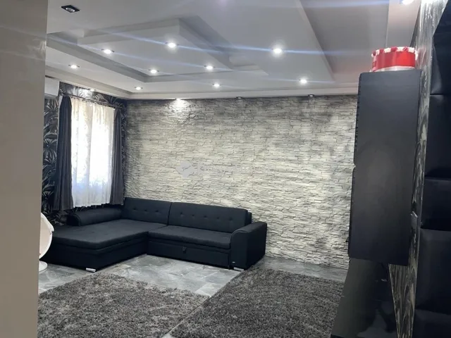 Eladó ház Budapest XV. kerület 193 nm