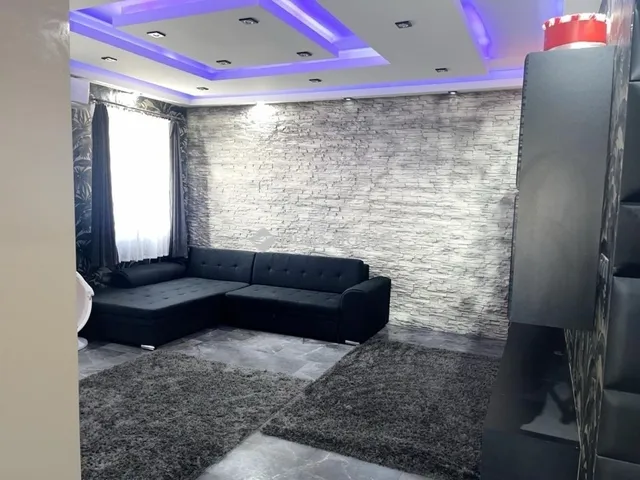 Eladó ház Budapest XV. kerület 193 nm