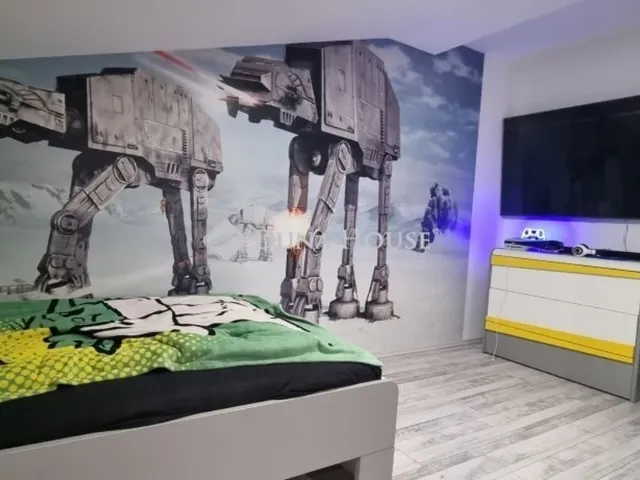 Eladó ház Budapest XV. kerület 193 nm