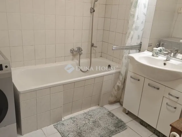 Eladó lakás Budapest XVI. kerület 55 nm