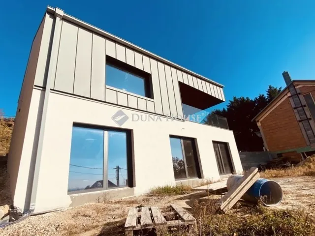 Eladó ház Csömör 175 nm