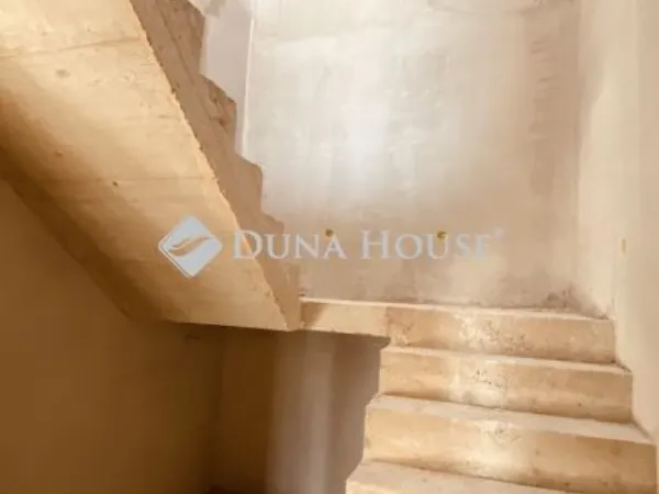 Eladó ház Csömör 175 nm