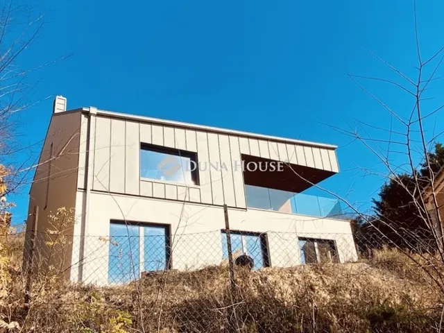 Eladó ház Csömör 175 nm