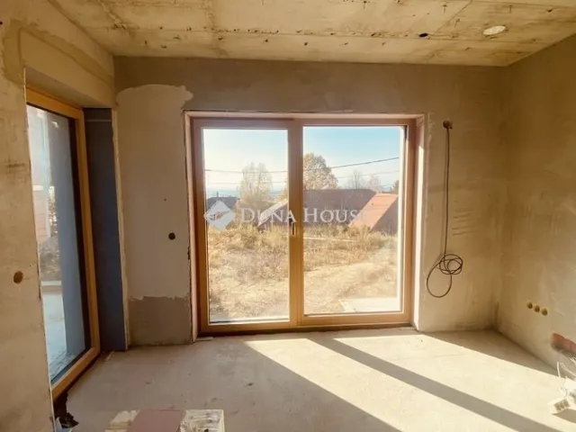 Eladó ház Csömör 175 nm