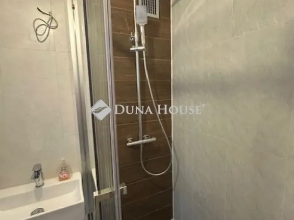 Eladó lakás Budapest XV. kerület 69 nm