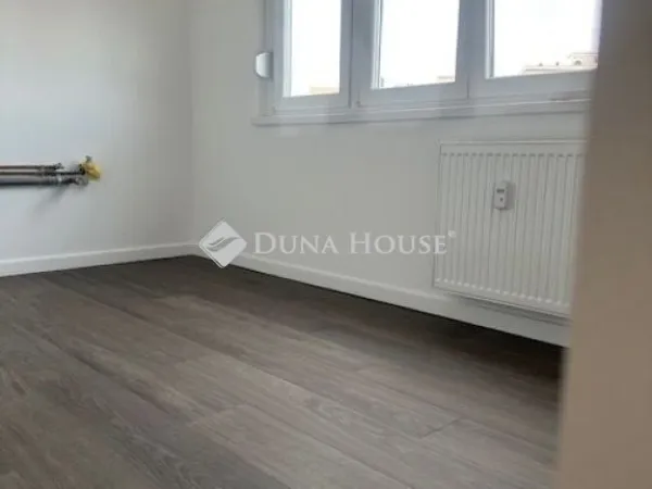 Eladó lakás Budapest XV. kerület 69 nm