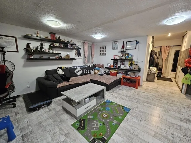 Eladó ház Szigetmonostor 74 nm