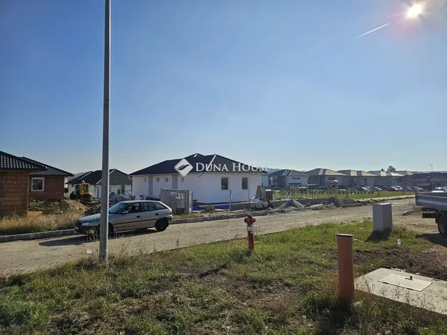 Eladó lakás Mende 78 nm