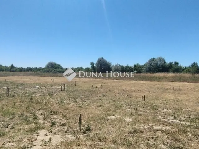 Eladó ház Budapest XVI. kerület 180 nm