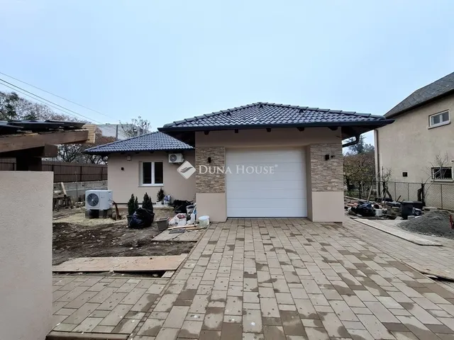 Eladó ház Budapest XVI. kerület 150 nm